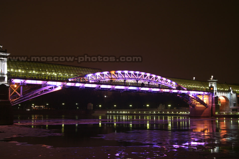 Andreyevsky Bridge