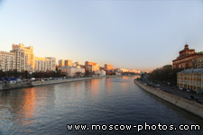 Bolshoy Ustinsky Bridge