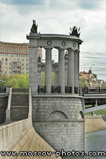 Borodinsky Bridge