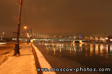 Andreyevsky Bridge