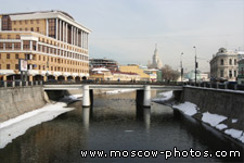 Maly Moskvoretsky Bridge 