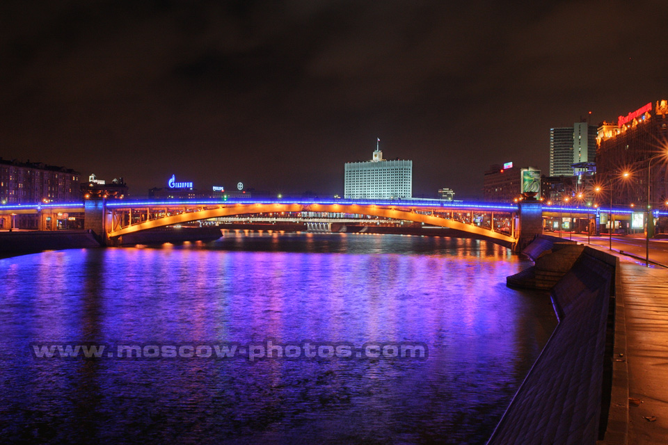 Metro Bridge