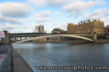 Metro Bridge