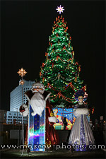 Ded Moroz and Snegurochka