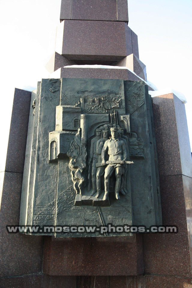 Right side View - Monument �To Fatherland Frontier Guards�