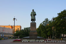 Nikolai Gogol monument