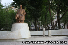 Abai Kunanbaev monument