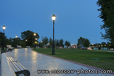Tsaritsyno alley