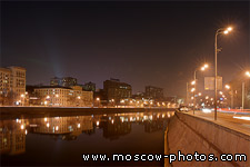 Kosmodamianskaya naberezhnaya