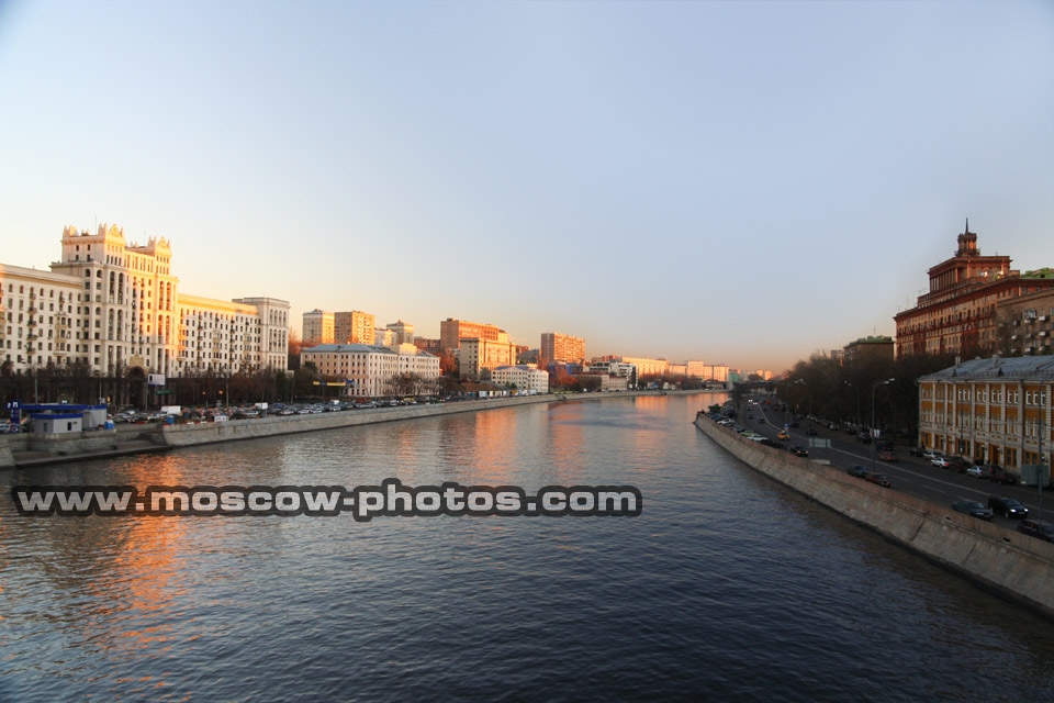 View from Bolshoy Ustinsky Bridge