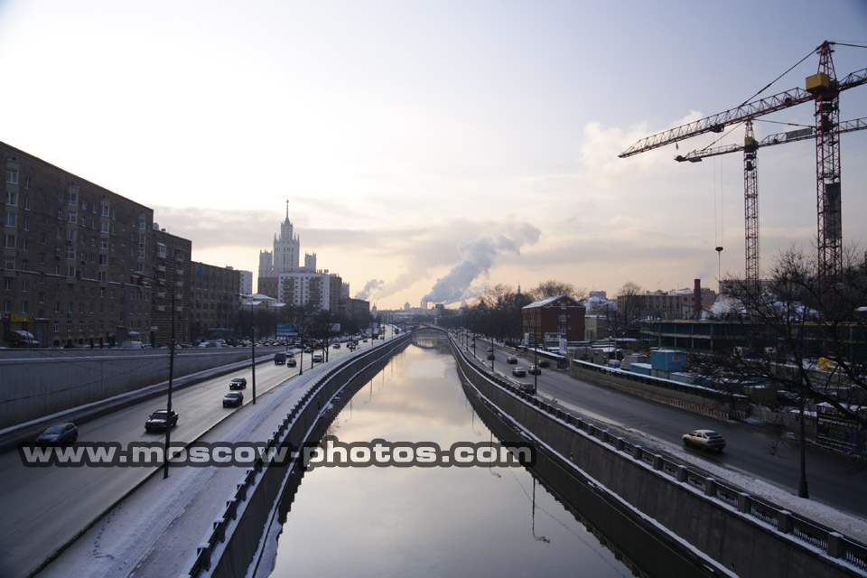 View from Vysokoyauzsky Bridge