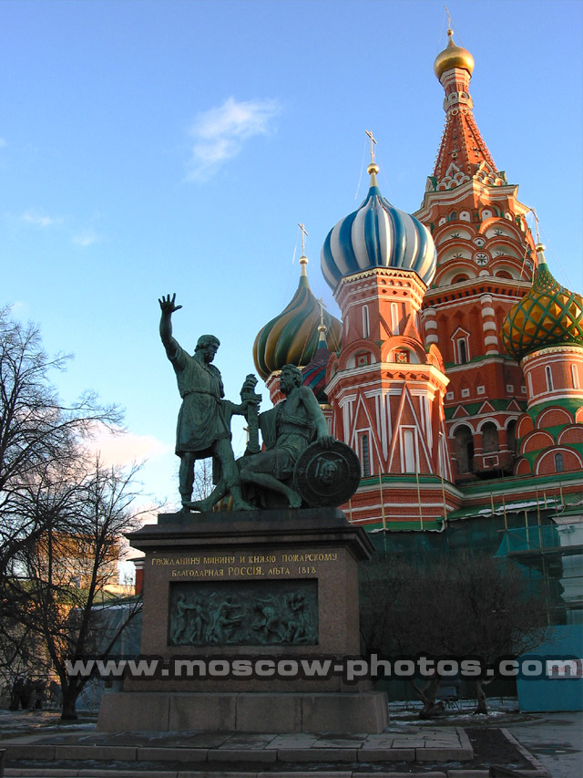 Monument to Minin and Pozharsky